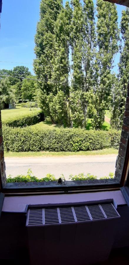 Chez Josie, Chambre 18Mcarre Dans Une Longere Normande Francheville  エクステリア 写真